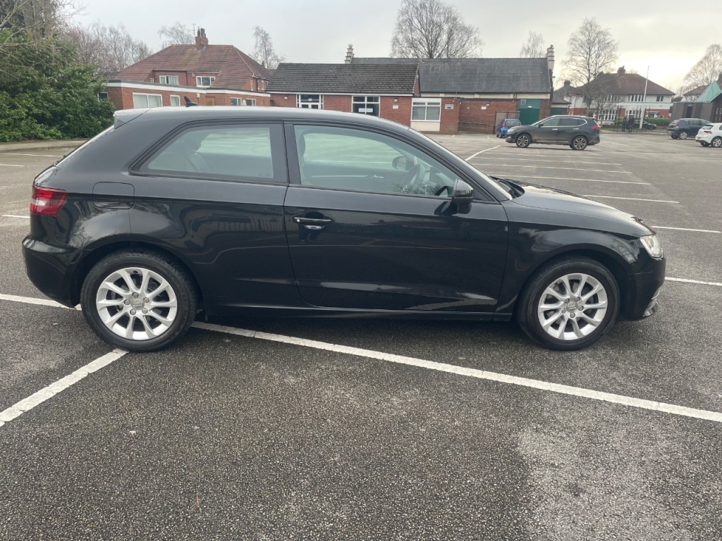 Used Audi A3 2014 for sale - 77692430: Photo 10