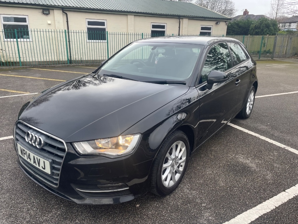 Used Audi A3 2014 for sale - 77692430: Photo 2