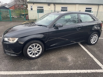 Used Audi A3 2014 for sale - 77692430: Photo