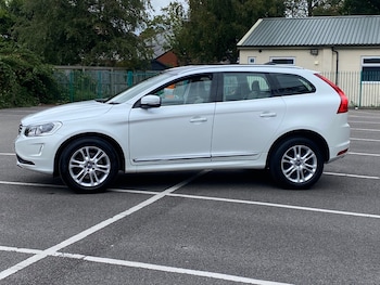 Used Volvo XC60 2015 for sale - 79560880: Photo