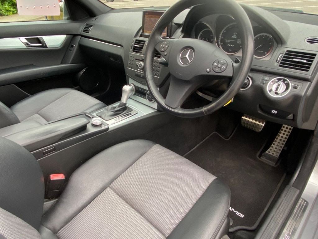 Used Mercedes-Benz C Class 2010 for sale - 77593321: Photo 11
