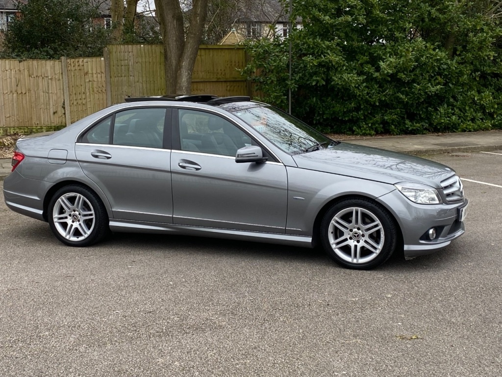 Used Mercedes-Benz C Class 2010 for sale - 77593321: Photo 3