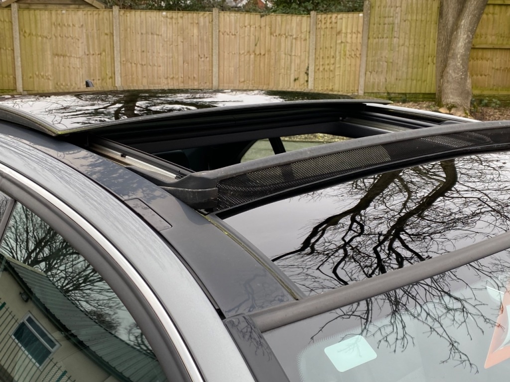 Used Mercedes-Benz C Class 2010 for sale - 77593321: Photo 8