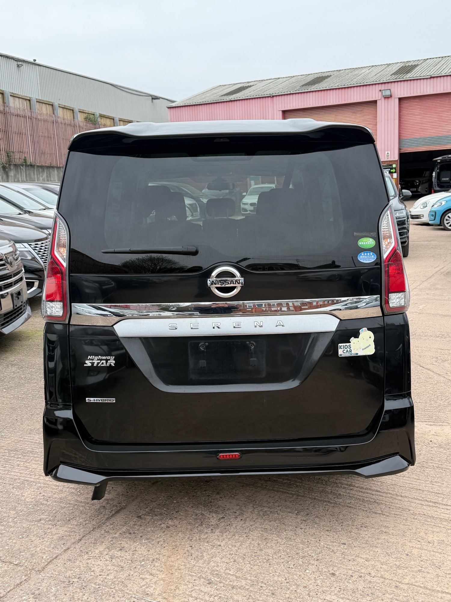 Used Nissan Serena 2019 for sale - 77992016: Photo 4