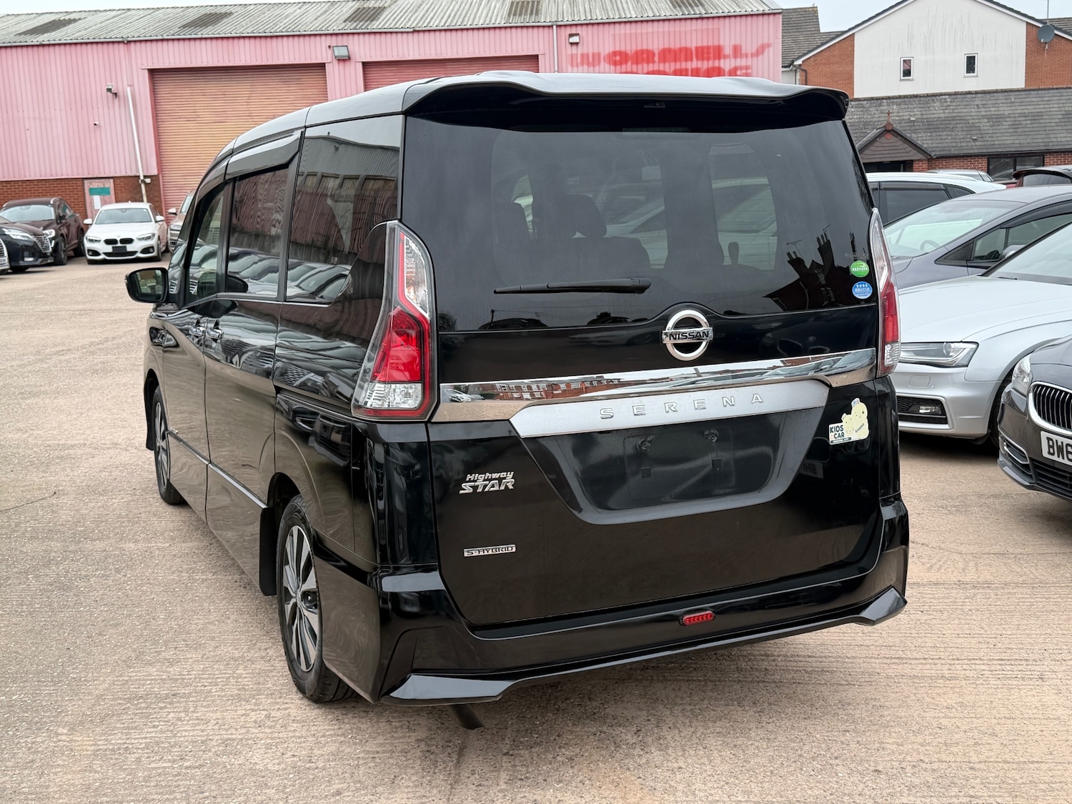 Used Nissan Serena 2019 for sale - 77992016: Photo 5