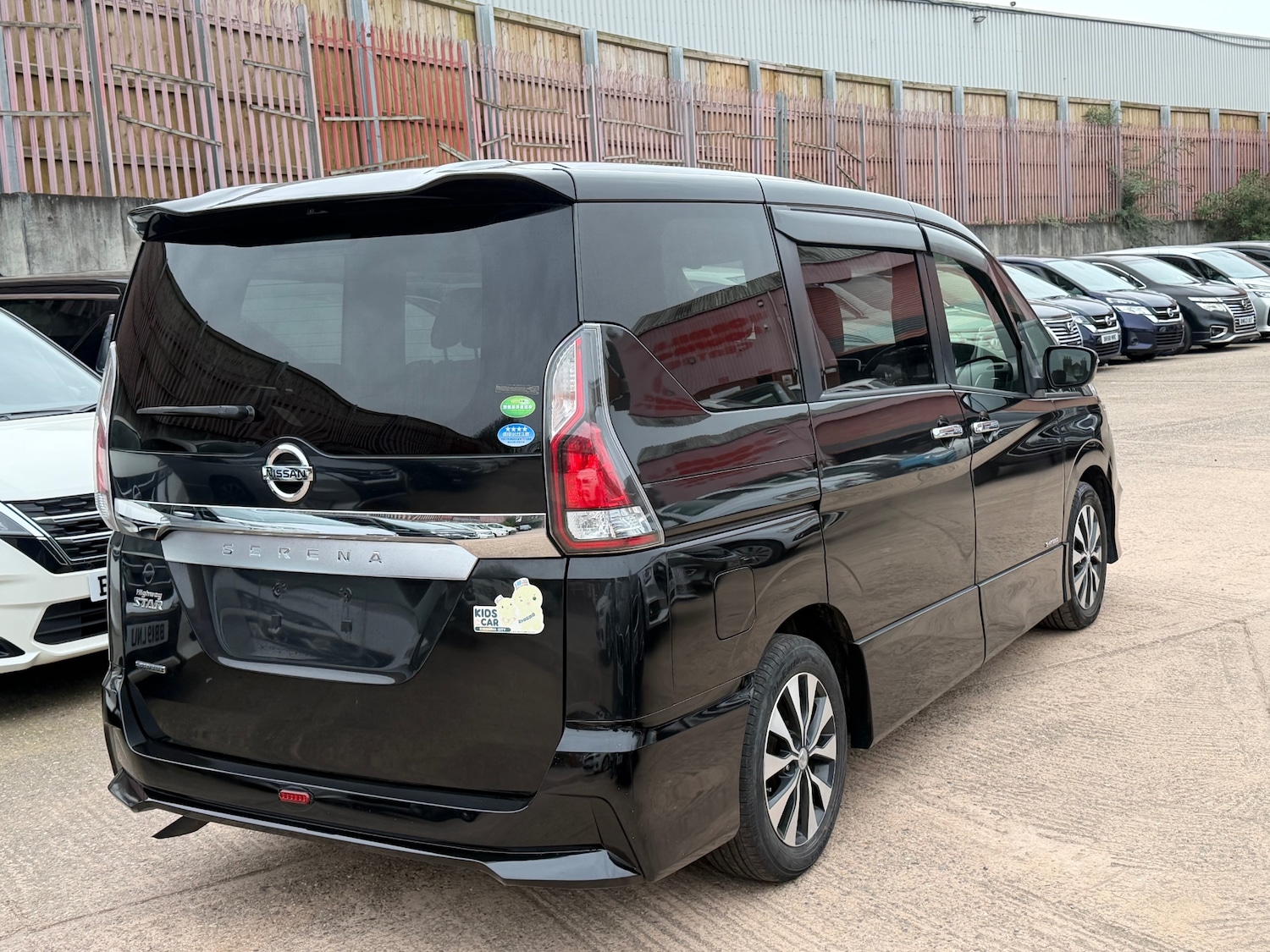 Used Nissan Serena 2019 for sale - 77992016: Photo 6