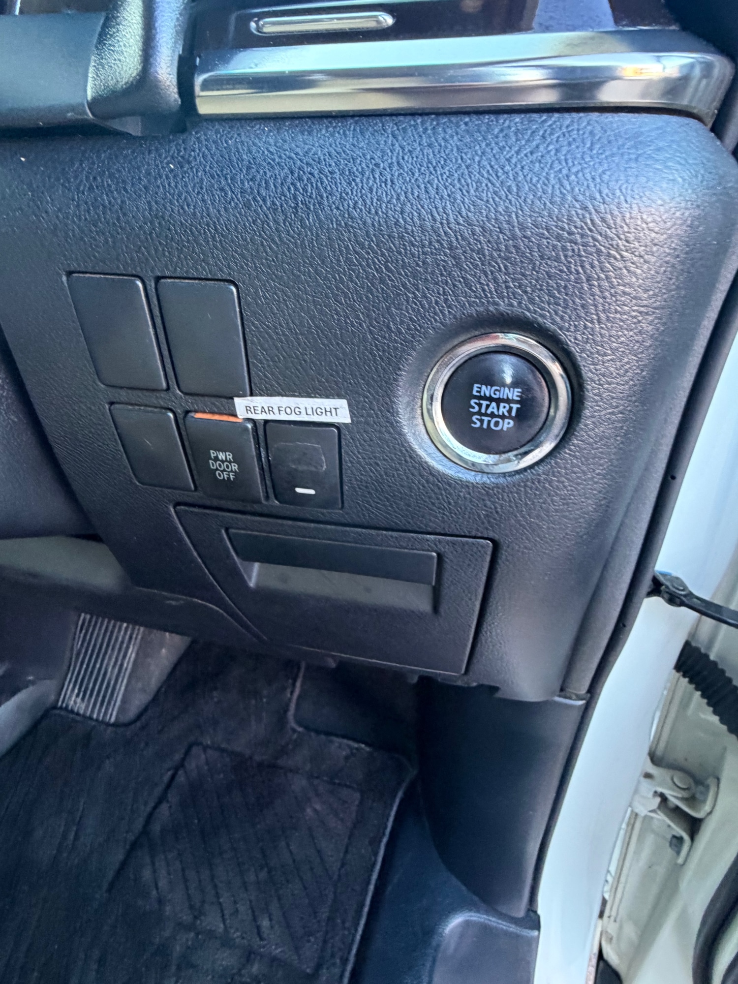 Used Toyota Alphard 2017 for sale - 76800770: Photo 13