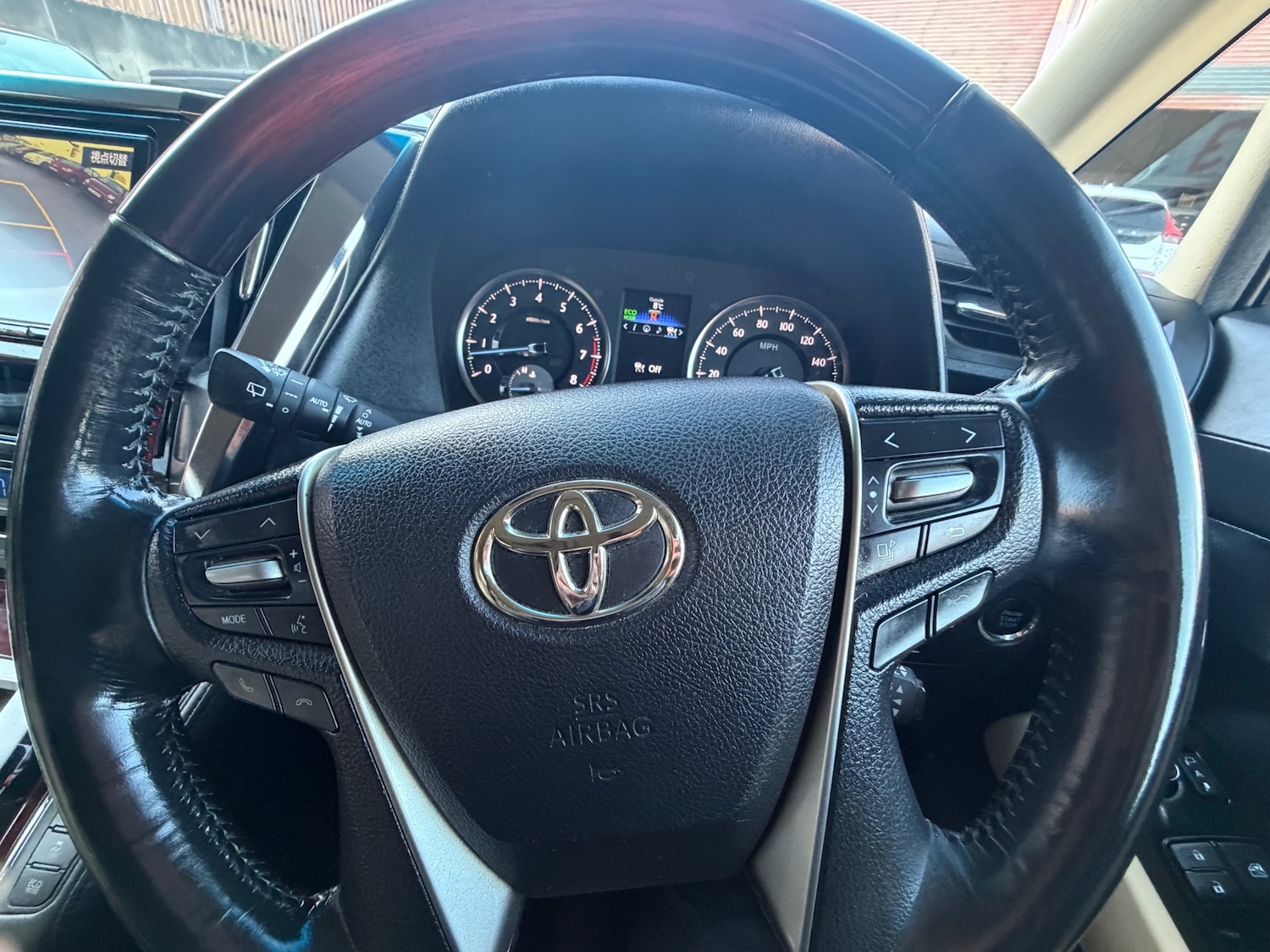 Used Toyota Alphard 2017 for sale - 76800770: Photo 17