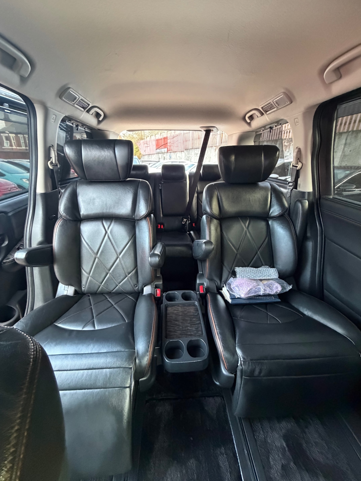Used Nissan Elgrand 2019 for sale - 76974745: Photo 10