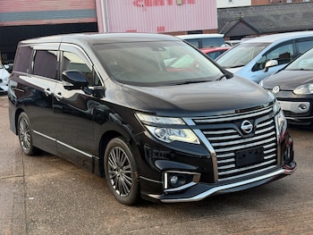 Used Nissan Elgrand 2019 for sale - 76974745: Photo