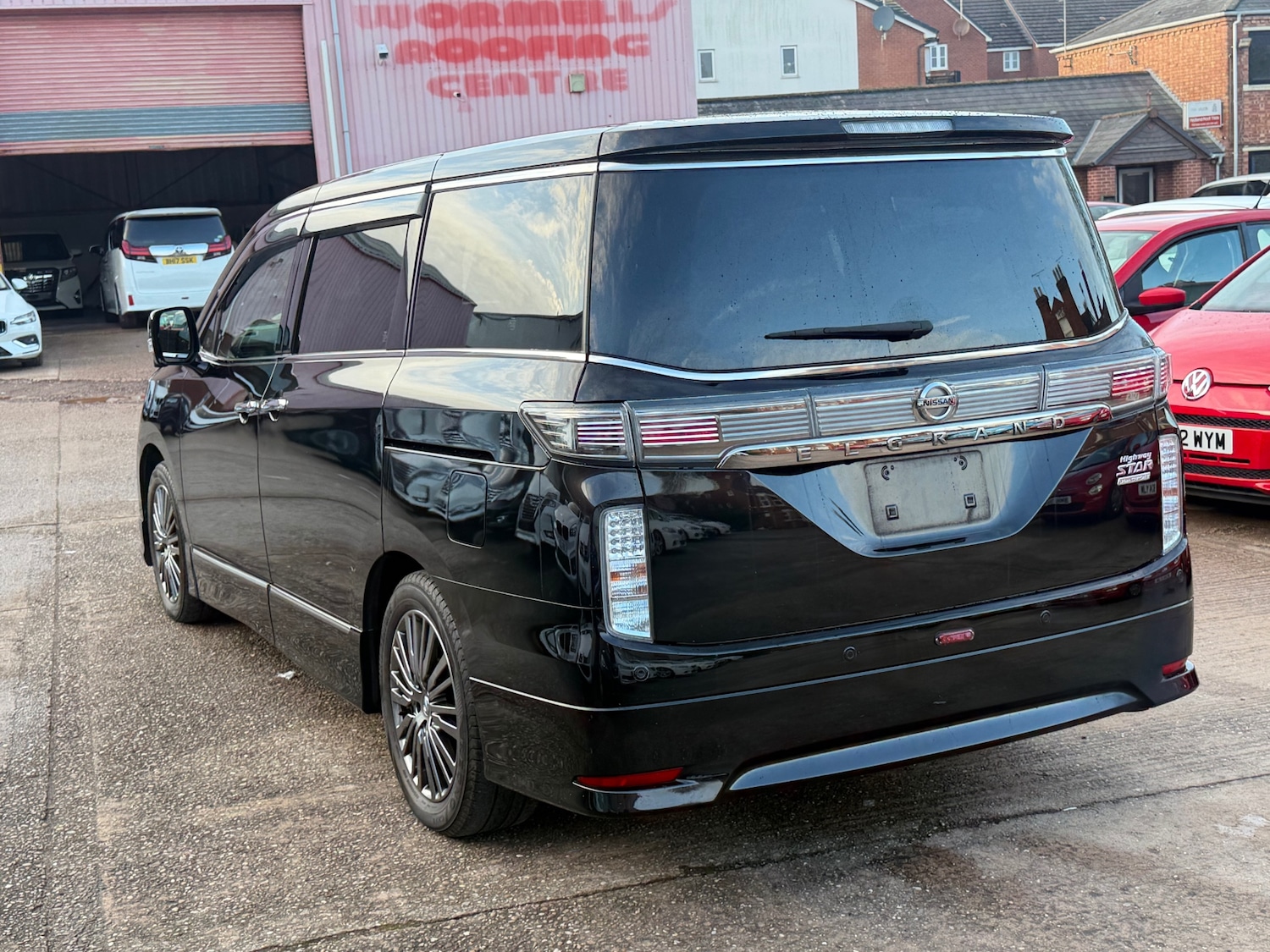 Used Nissan Elgrand 2019 for sale - 76974745: Photo 6