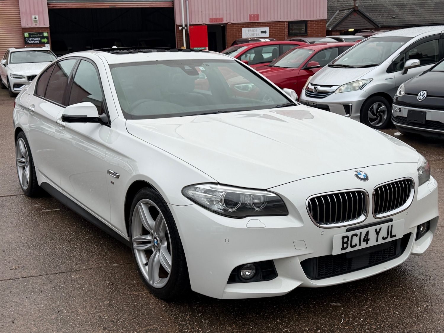 Used BMW 5 Series 2014 for sale - 77020651: Photo 2