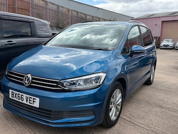 Used Volkswagen Touran 2016 for sale - 79448366: Photo