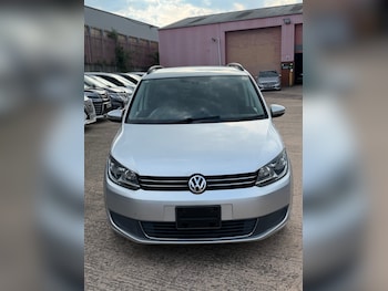 Used Volkswagen Touran 2013 for sale - 78694226: Photo