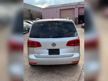 Used Volkswagen Touran 2013 for sale - 78694226: Photo
