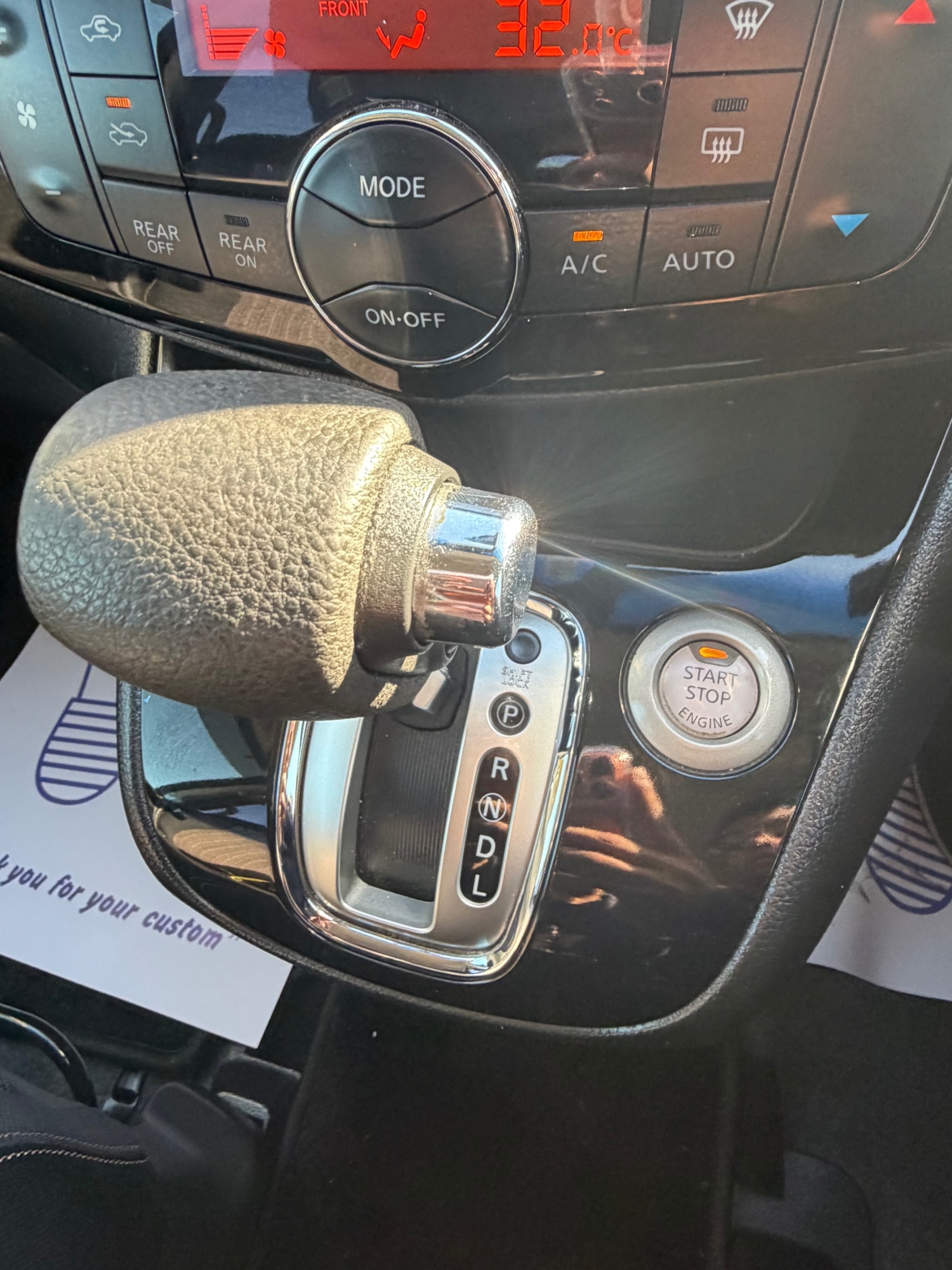 Used Nissan Serena 2015 for sale - 76070653: Photo 17