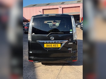 Used Nissan Serena 2015 for sale - 76070653: Photo 4