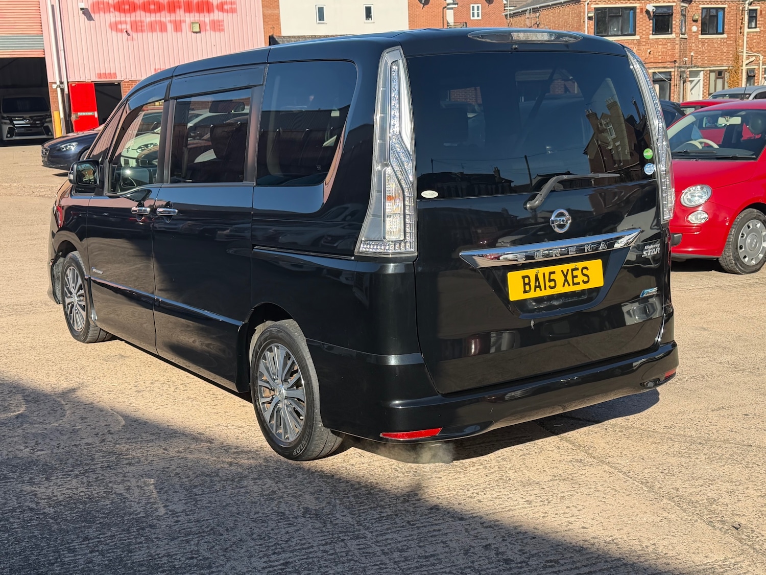 Used Nissan Serena 2015 for sale - 76070653: Photo 6