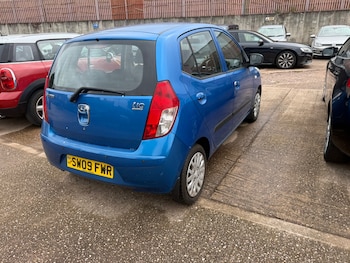 Used Hyundai i10 2009 for sale - 75521436: Photo