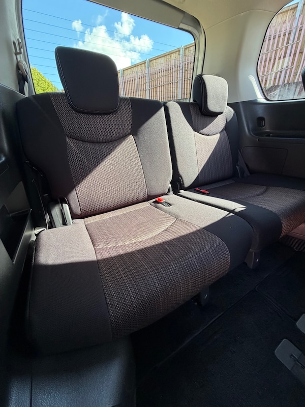 Used Nissan Serena 2014 for sale - 76098998: Photo 10