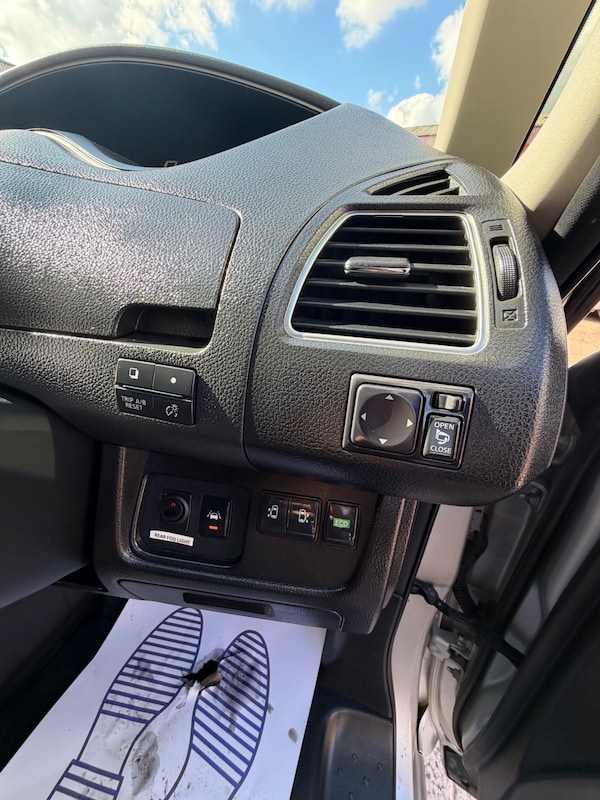 Used Nissan Serena 2014 for sale - 76098998: Photo 13
