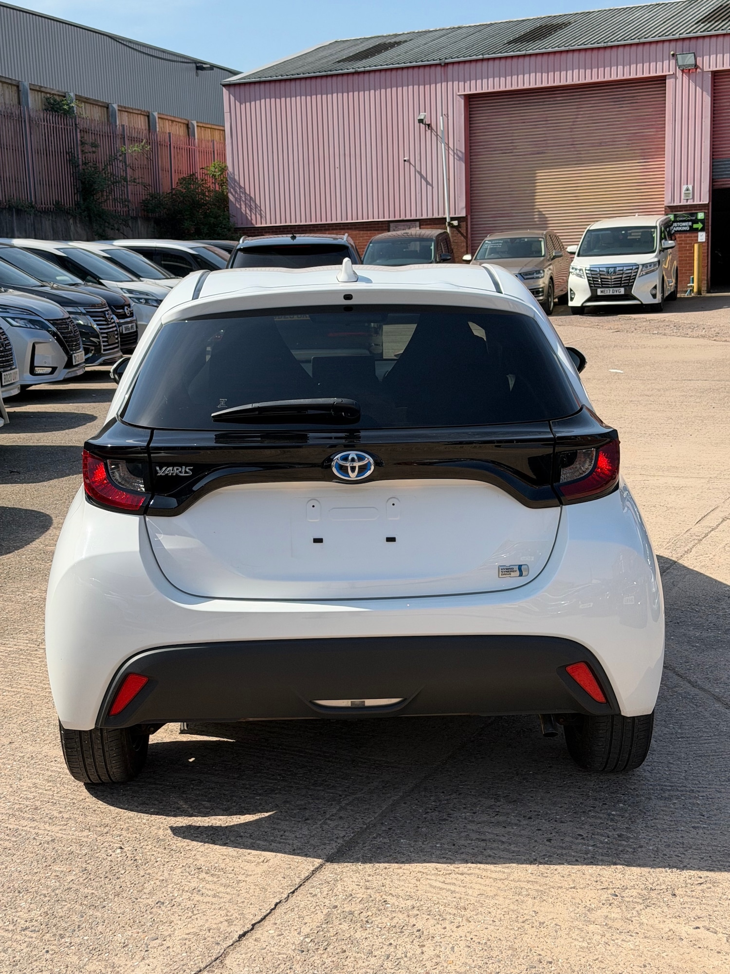 Used Toyota Yaris 2020 for sale - 78184156: Photo 4