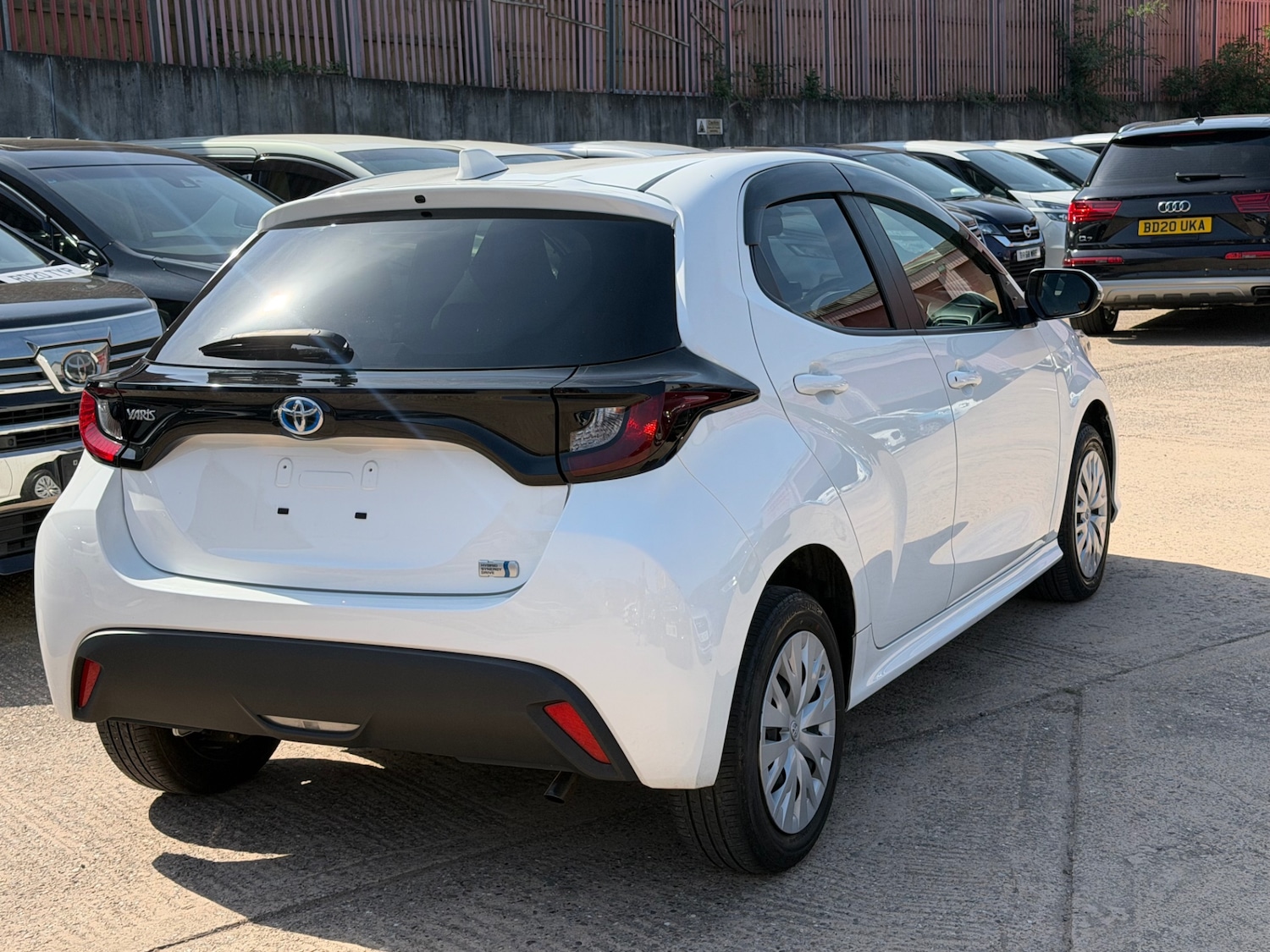 Used Toyota Yaris 2020 for sale - 78184156: Photo 6