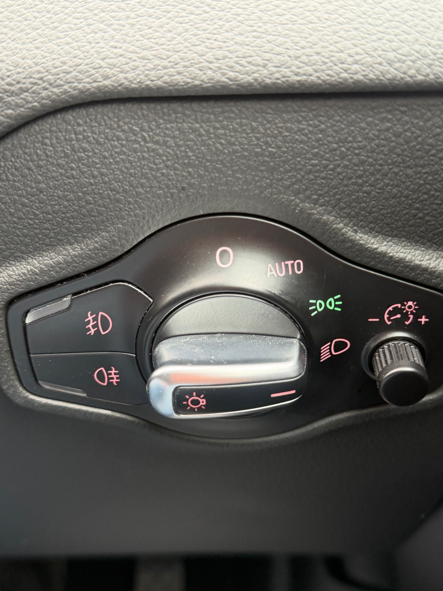 Used Audi Q5 2017 for sale - 78061583: Photo 15