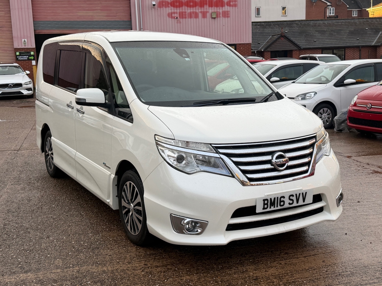 Used Nissan Serena 2016 for sale - 76438553: Photo 2