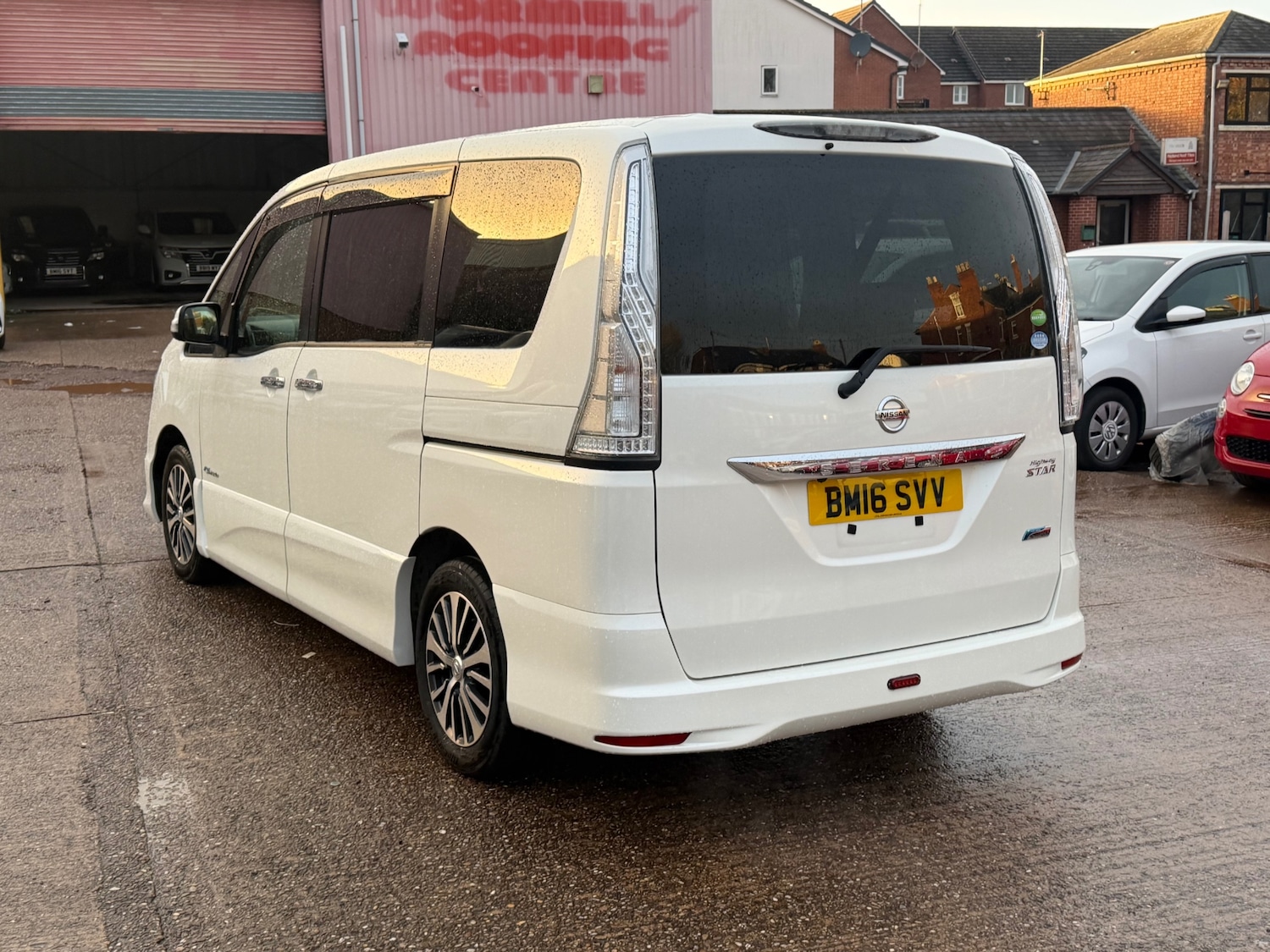 Used Nissan Serena 2016 for sale - 76438553: Photo 6