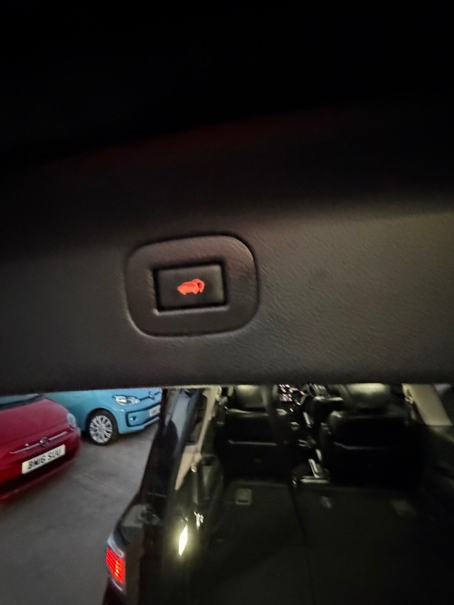 Used Nissan Elgrand 2020 for sale - 77052136: Photo 18