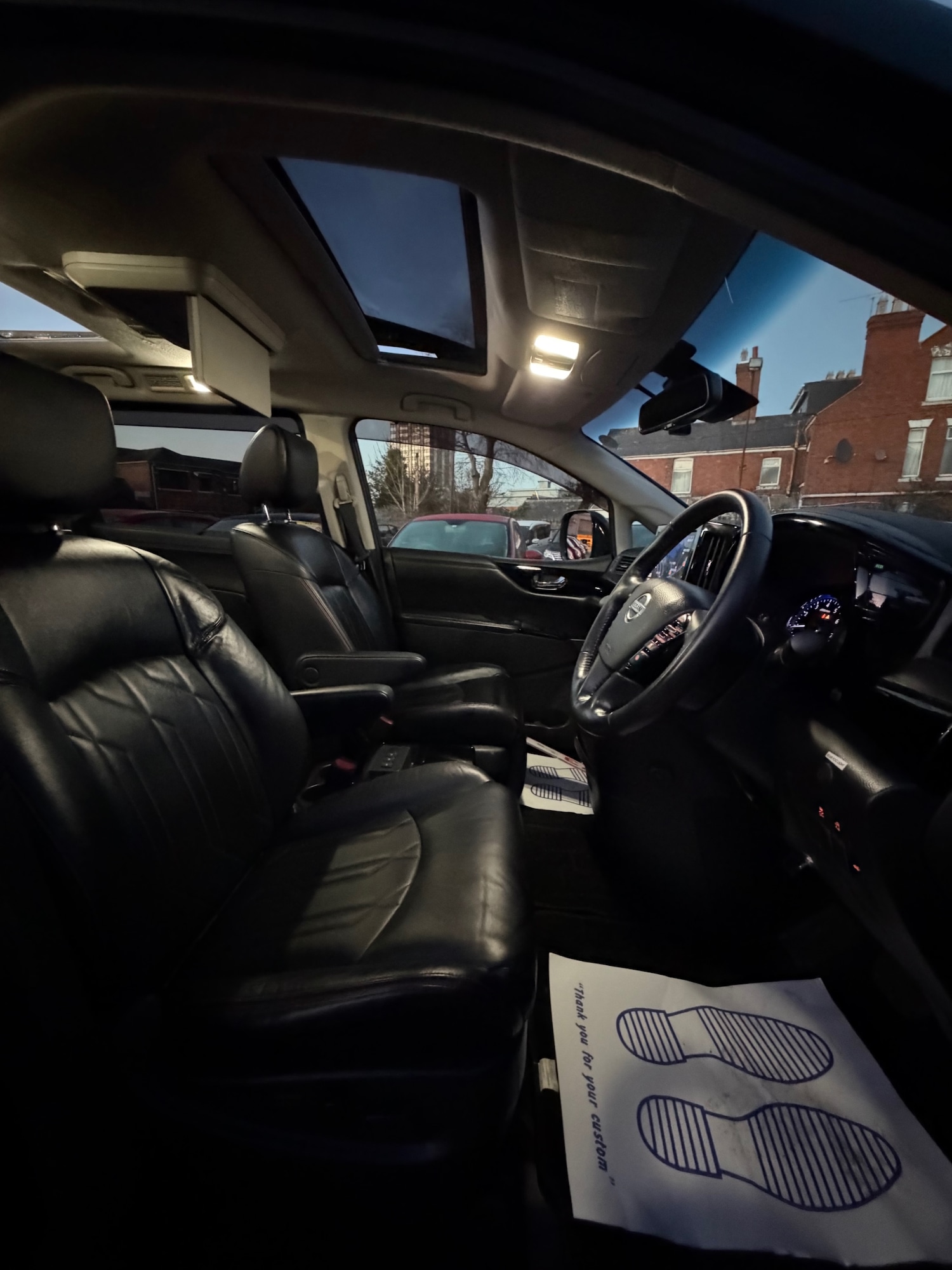 Used Nissan Elgrand 2020 for sale - 77052136: Photo 7