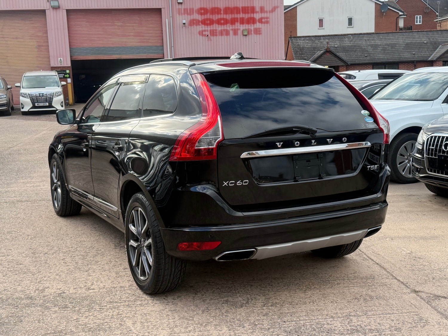 Used Volvo XC60 2017 for sale - 78081298: Photo 5