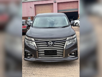 Nissan - Elgrand
