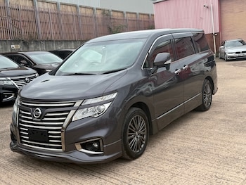 Used Nissan Elgrand 2016 for sale - 76198617: Photo 2