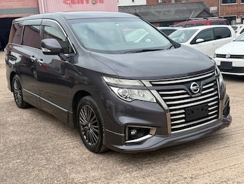 Used Nissan Elgrand 2016 for sale - 76198617: Photo 3