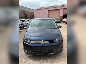 Used Volkswagen Touran 2015 for sale - 78693735: Photo