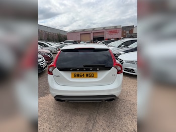 Used Volvo V60 2014 for sale - 79399729: Photo