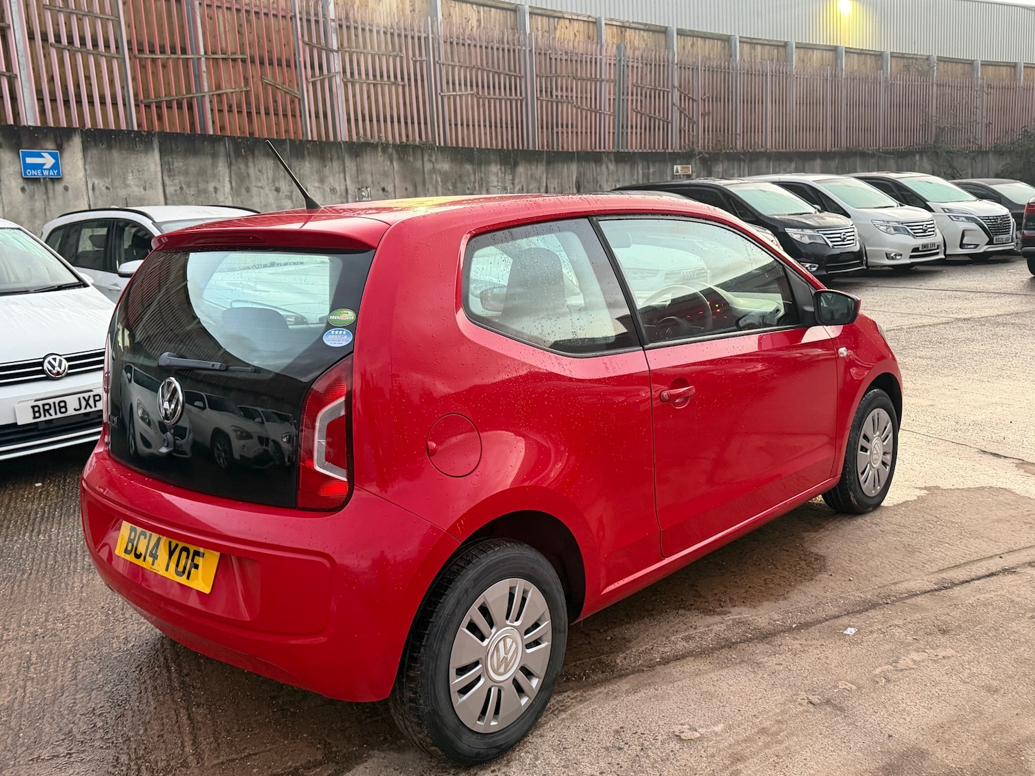Used Volkswagen up! 2014 for sale - 77008928: Photo 4