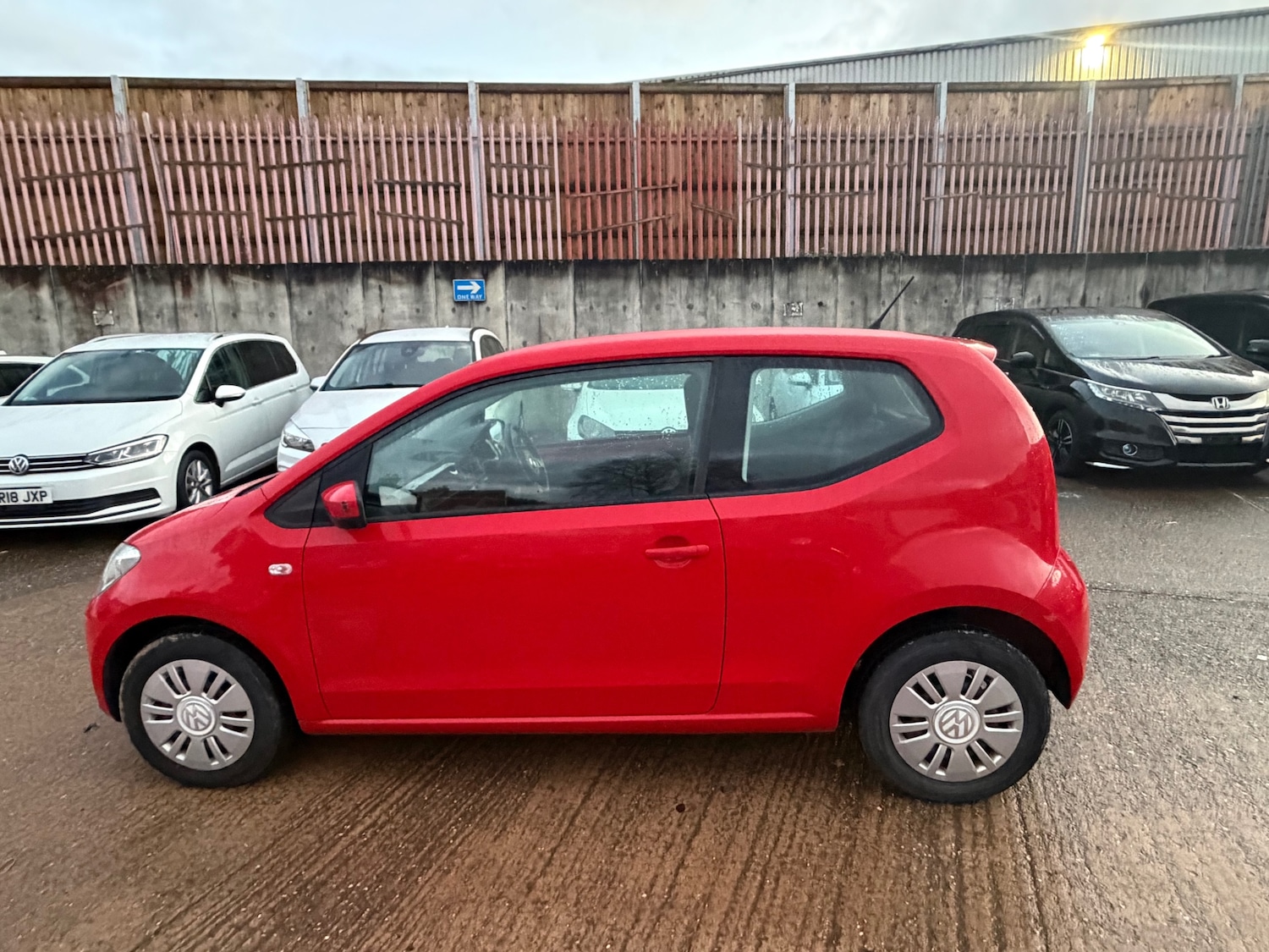 Used Volkswagen up! 2014 for sale - 77008928: Photo 6