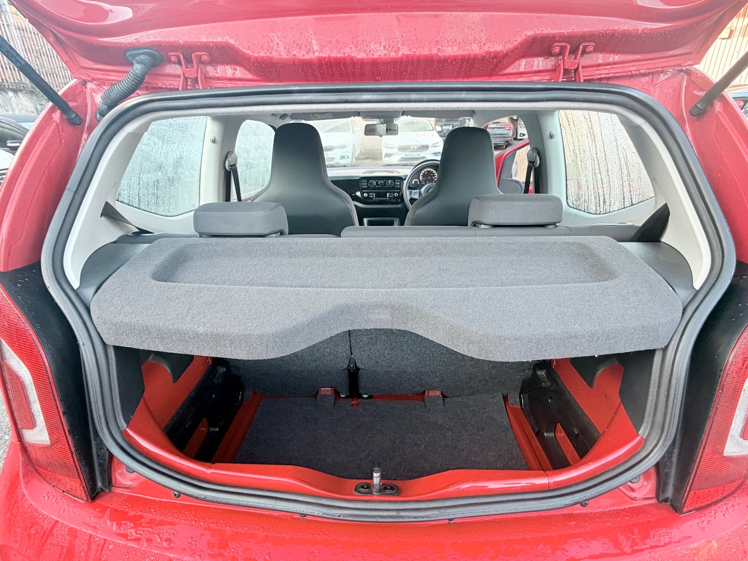 Used Volkswagen up! 2014 for sale - 77008928: Photo 9