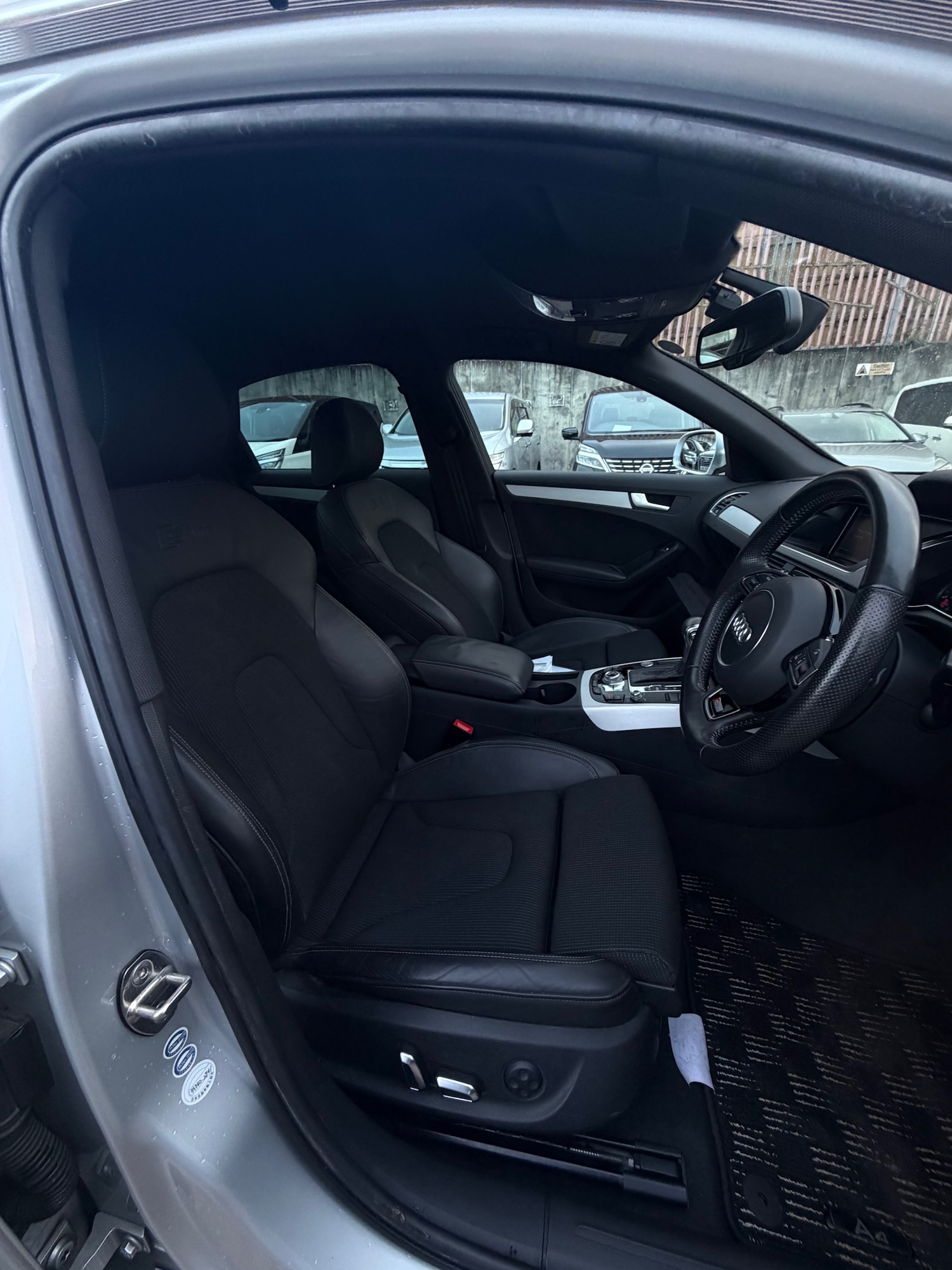 Used Audi A4 2014 for sale - 77819332: Photo 9