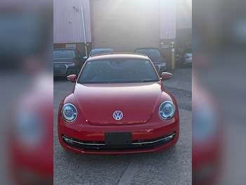 Used Volkswagen Beetle 2015 for sale - 78688983: Photo