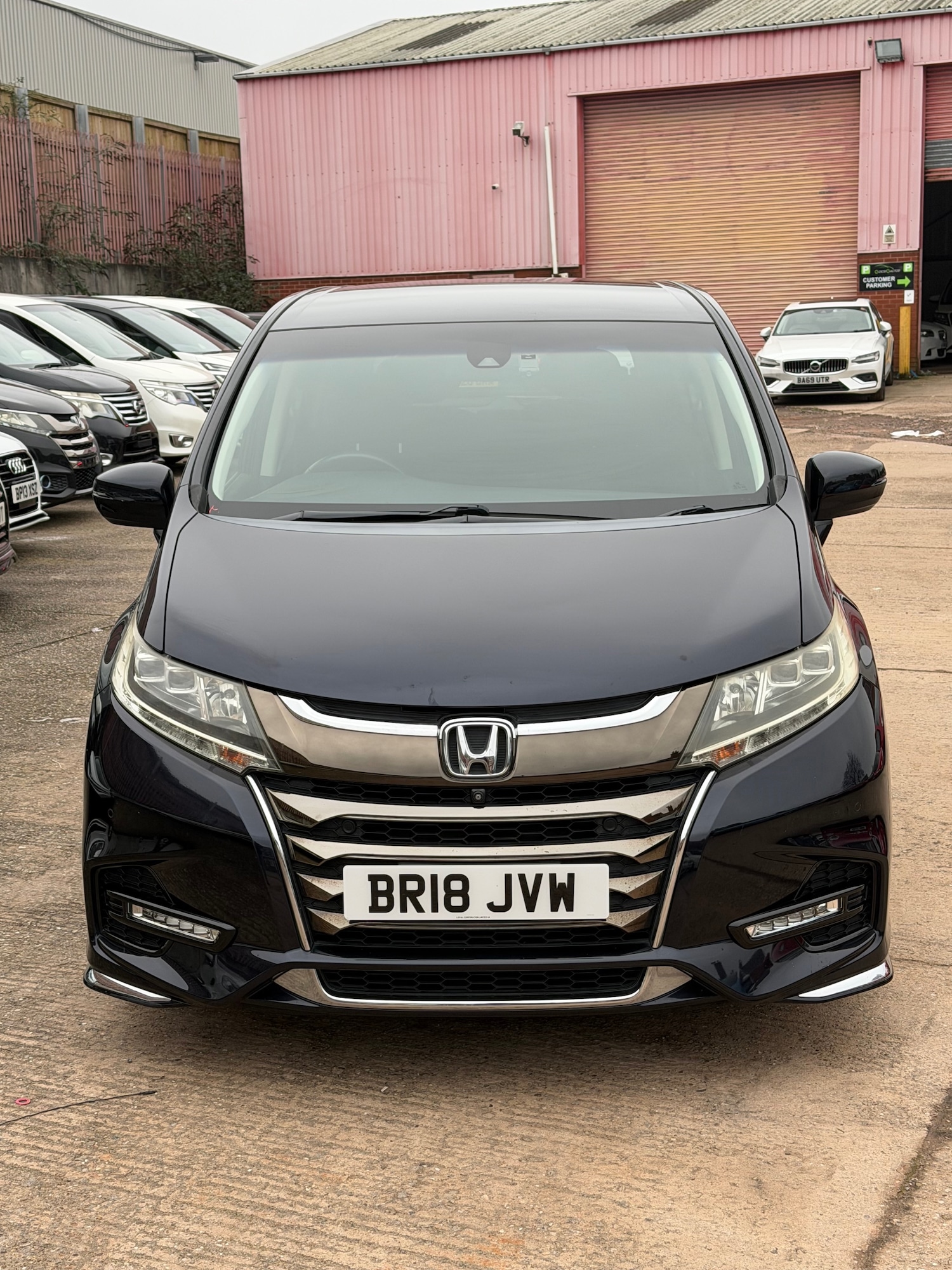 Used Honda Odyssey 2018 for sale - 77033529: Photo 1