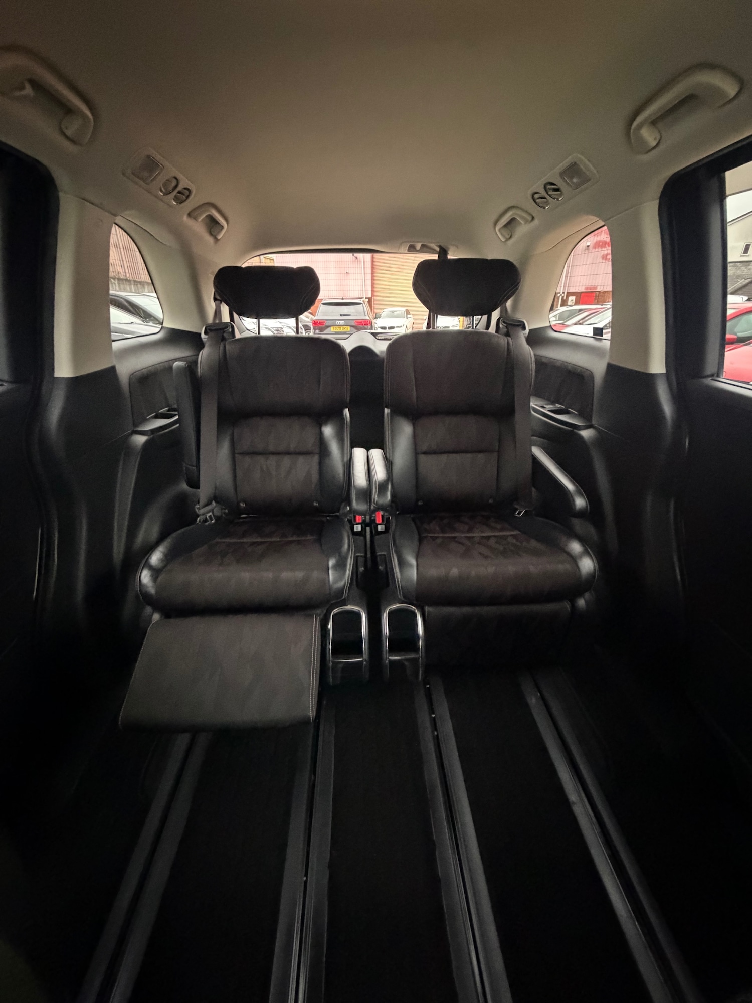 Used Honda Odyssey 2018 for sale - 77033529: Photo 13