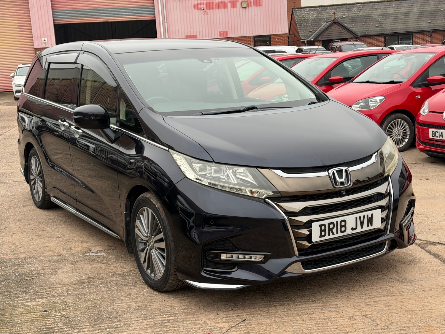 Used Honda Odyssey 2018 for sale - 77033529: Photo 3