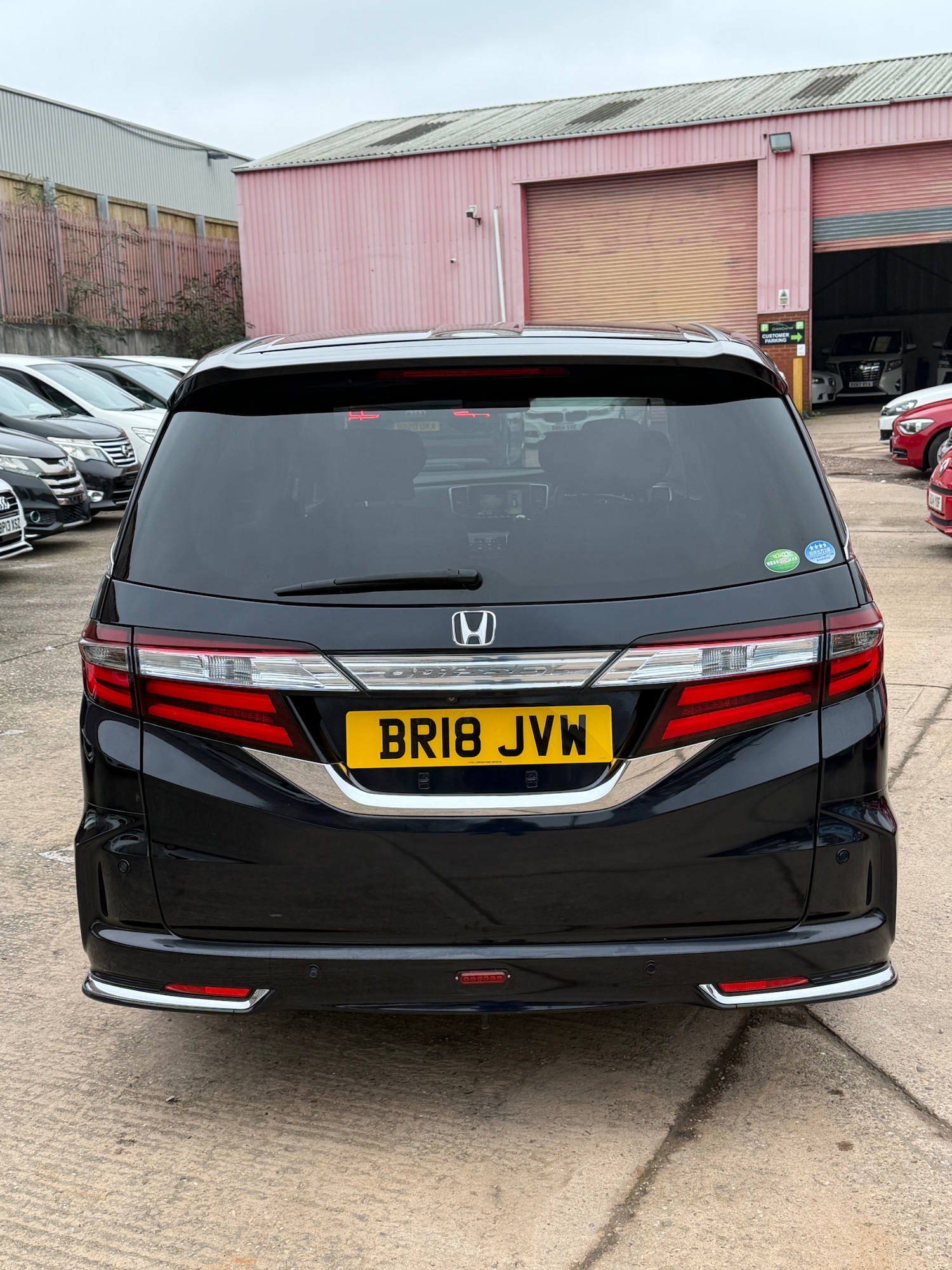 Used Honda Odyssey 2018 for sale - 77033529: Photo 4