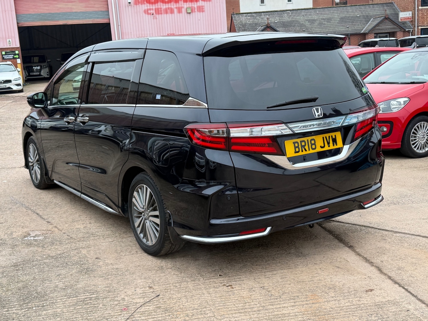 Used Honda Odyssey 2018 for sale - 77033529: Photo 5