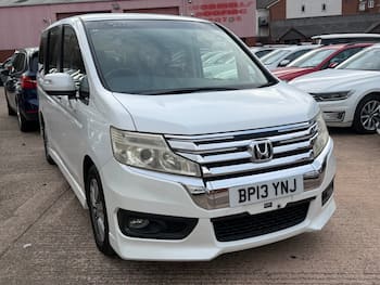 Used Honda Stepwagon 2013 for sale - 79688697: Photo