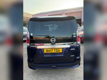 Used Nissan Serena 2017 for sale - 79507930: Photo